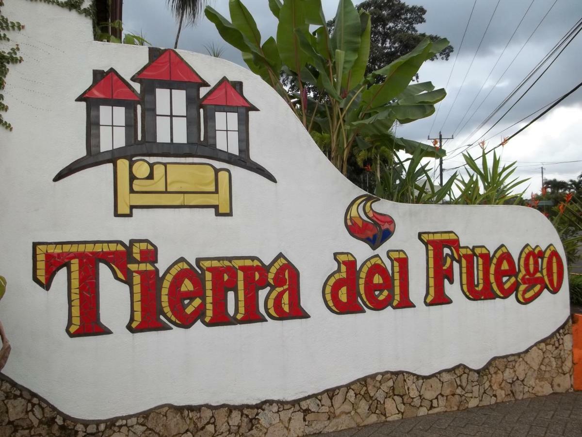 Hotel Tierra Del Fuego La Fortuna Exteriör bild